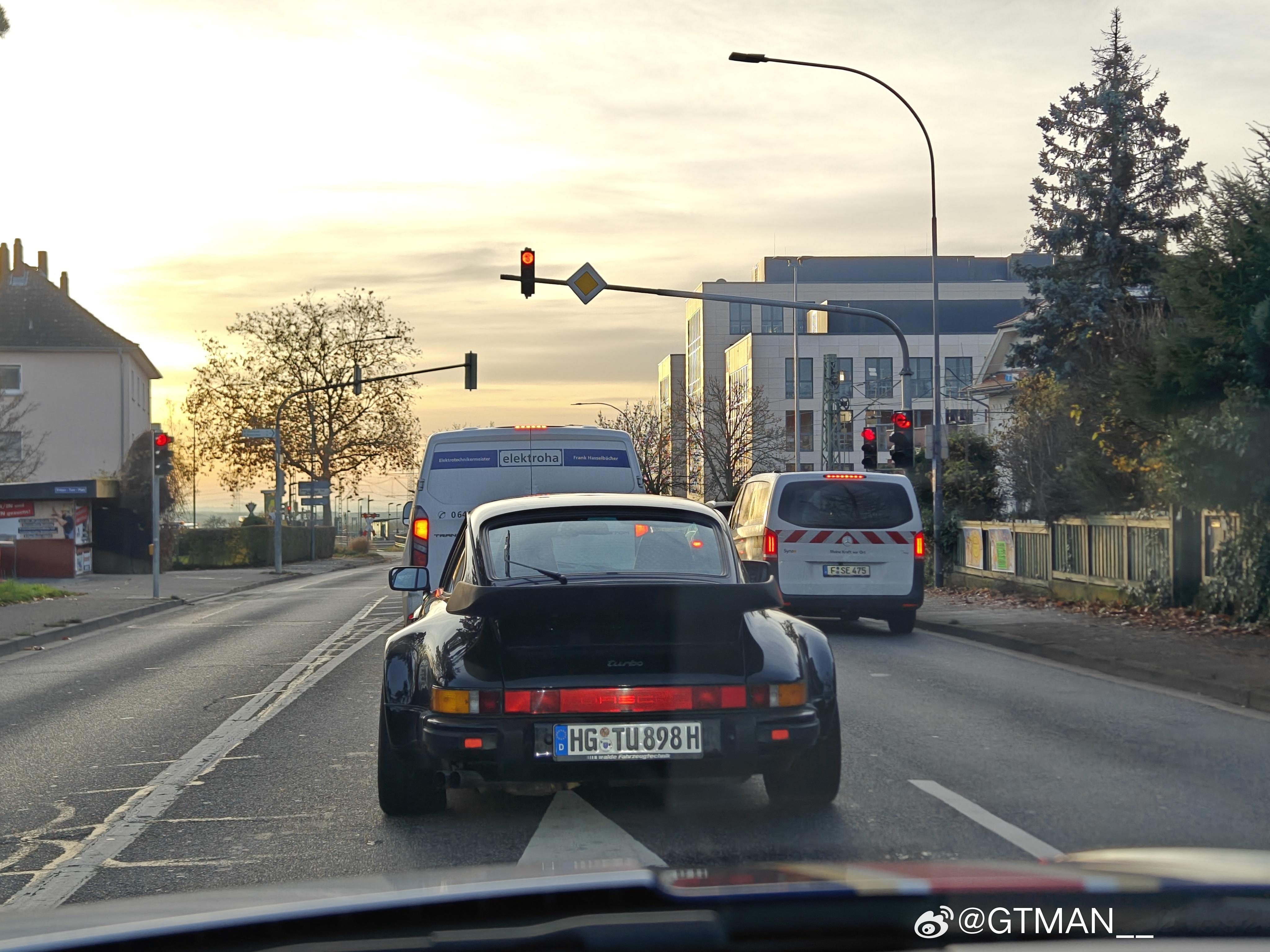 一大早就洗眼睛了，黑色930。 