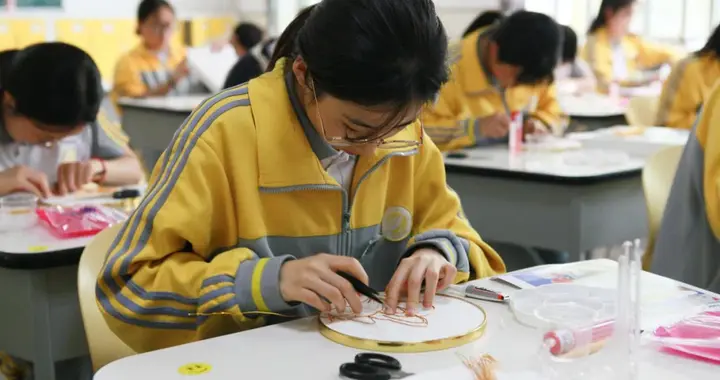 职校劳动技能文化节，近3000名学生比拼技能功底