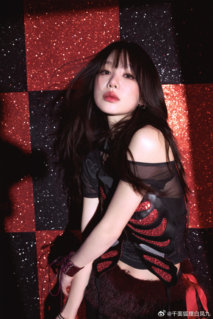 徐梦洁女团味 徐梦洁就是这个女团味 看到工作室发的徐梦洁乘风2026的舞台造型，