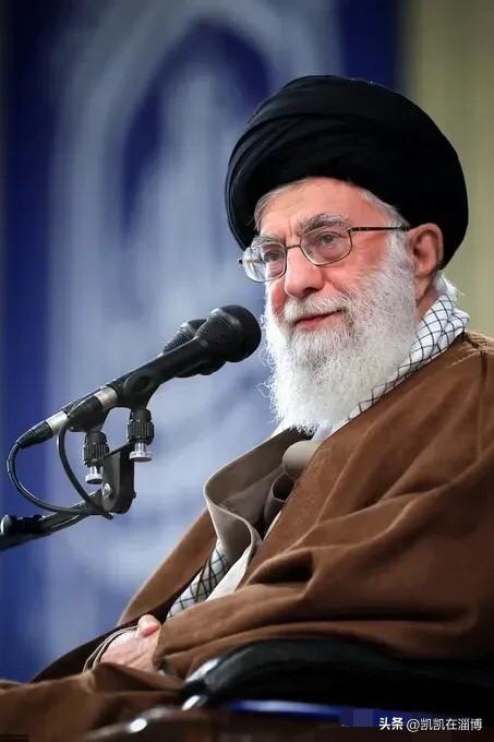 伊朗没怂，美军基地遭到打击。美以联合空袭后，伊朗在第一时间开展了反击！伊朗国家电