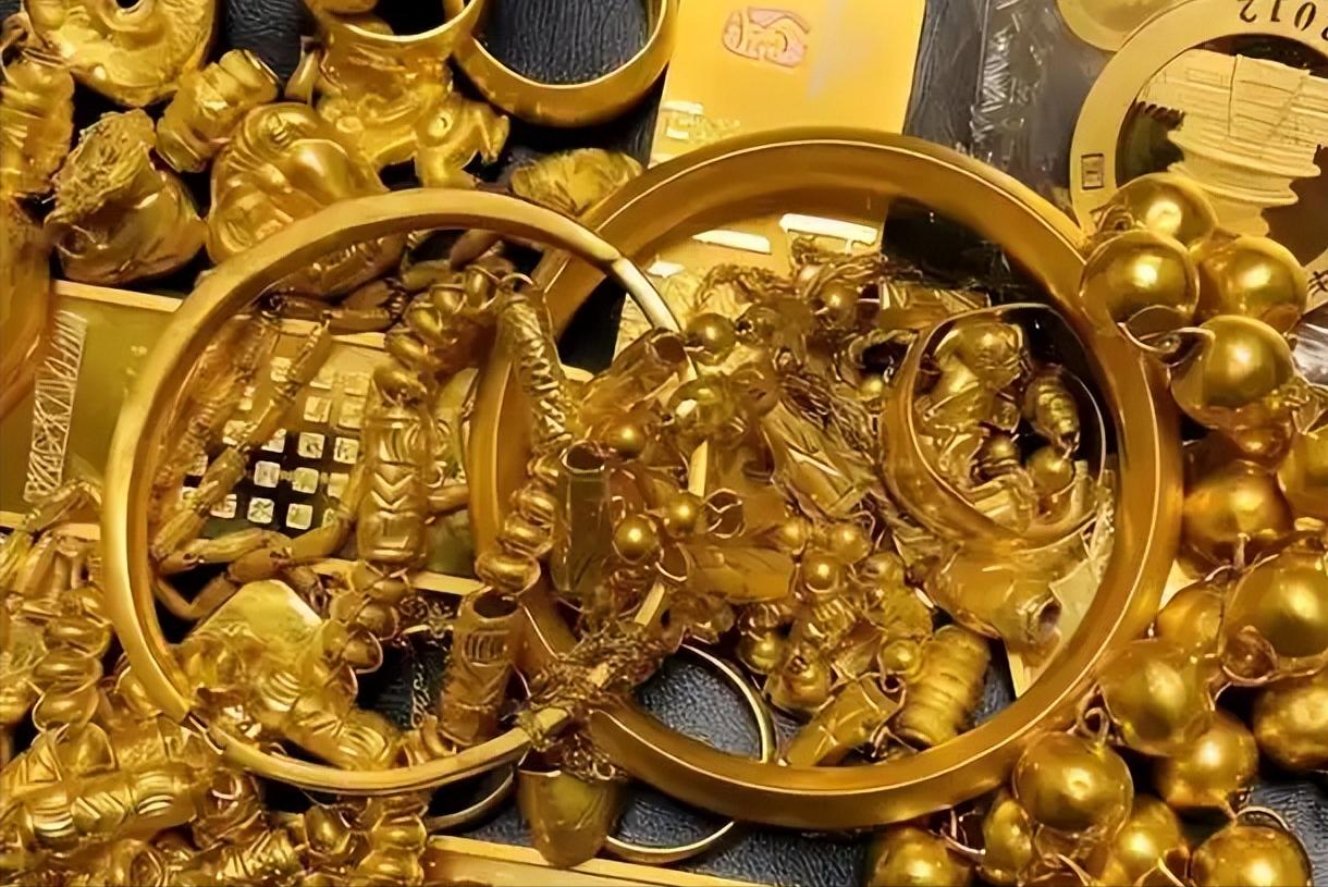 别再上当了！中国黄金一口价，专坑不懂行的老实人。销售口中的“绝版工艺”，在回收商