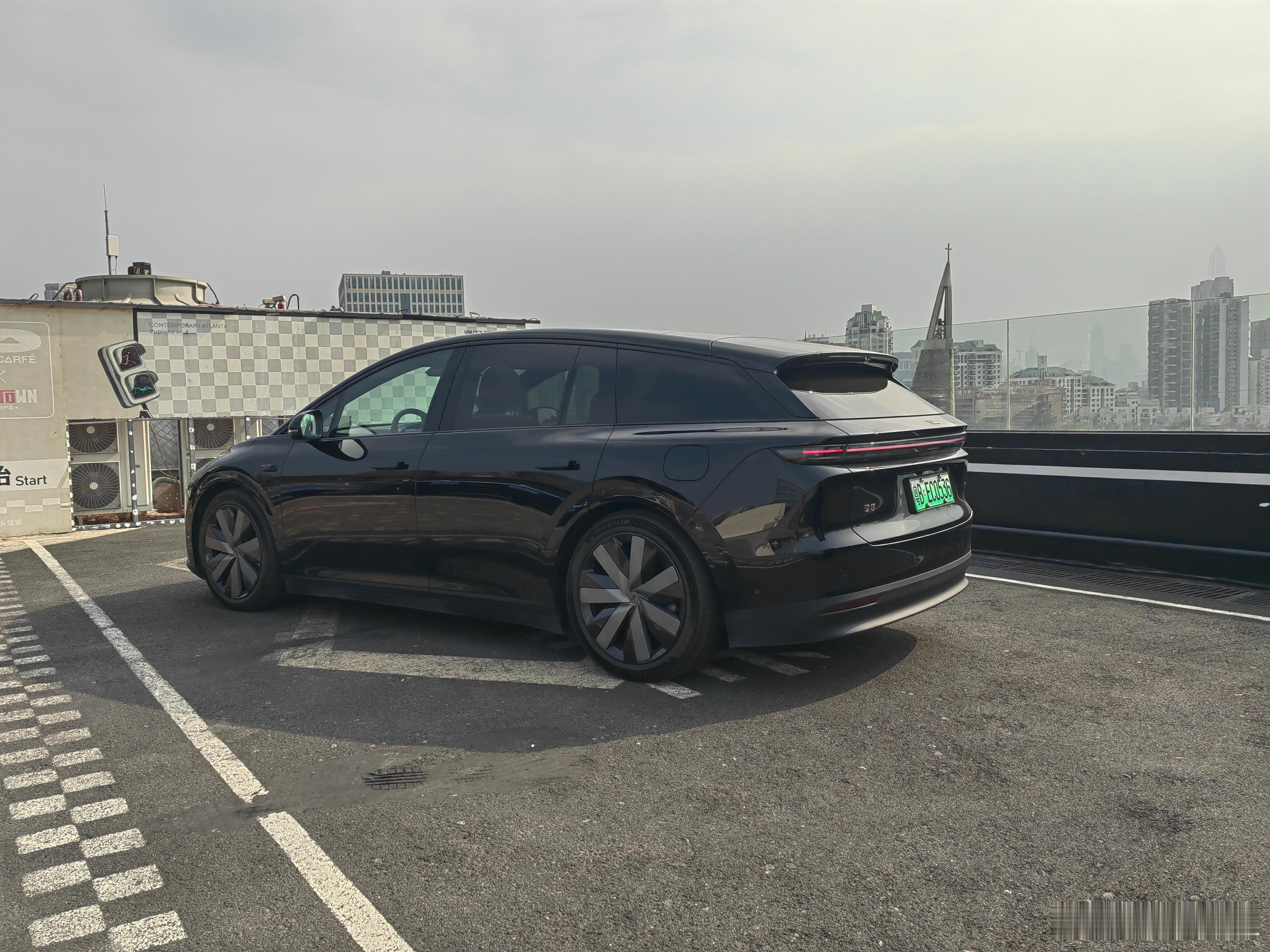 一天的工作又开始ANYCAR粤港汽车文化老车玩家大v聊车