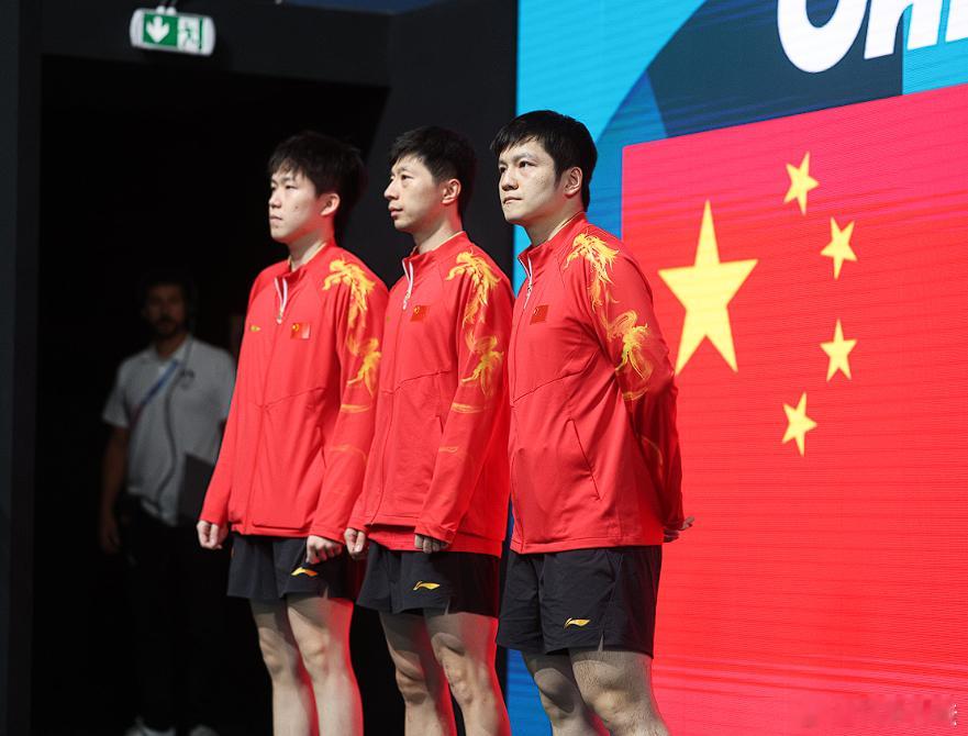 #马龙微笑着宣布将与奥运赛场告别# 马龙回应自己未来是否转型做教练的问题。马龙：