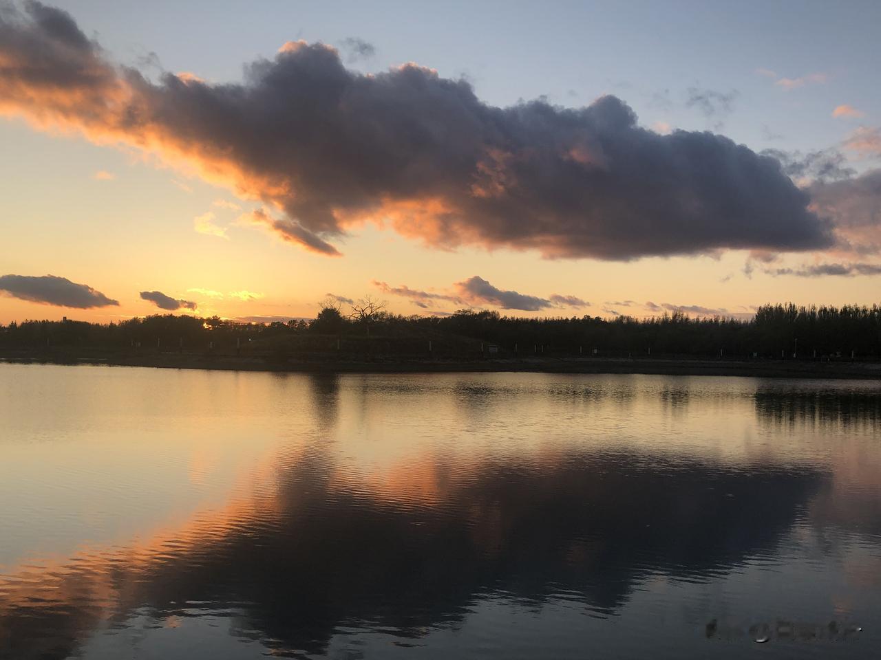 微信硬刚全网！永久不做"已读"，这才是真懂中国人！

真没想到，微信这次直接干到