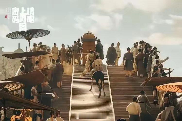 《清明上河图密码》悬念再升级！他为何冒险前往樊楼？目的只有一个：让赵瓣儿目睹红绸
