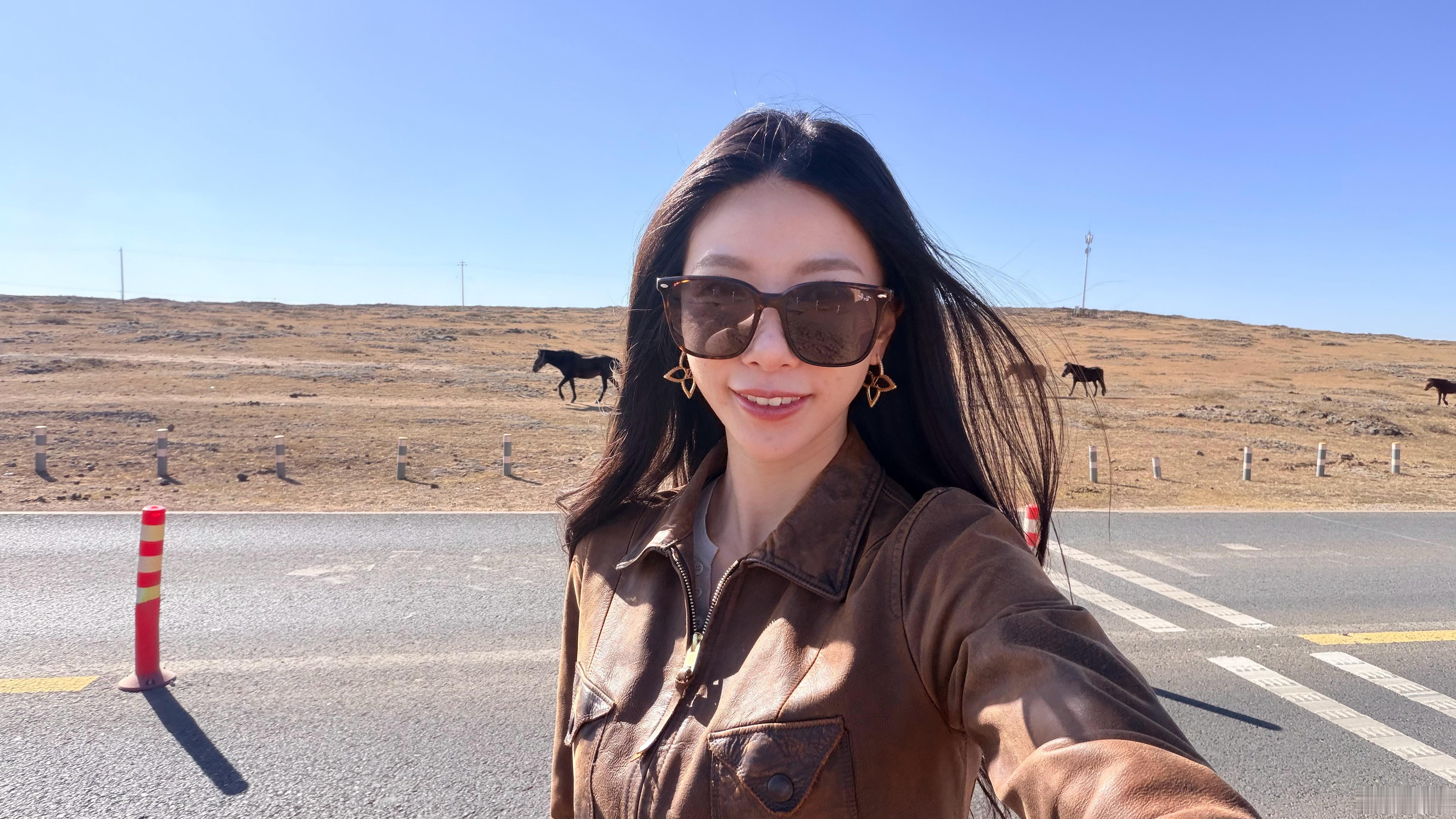 萌还是适合这种地方嗯！  ​​​