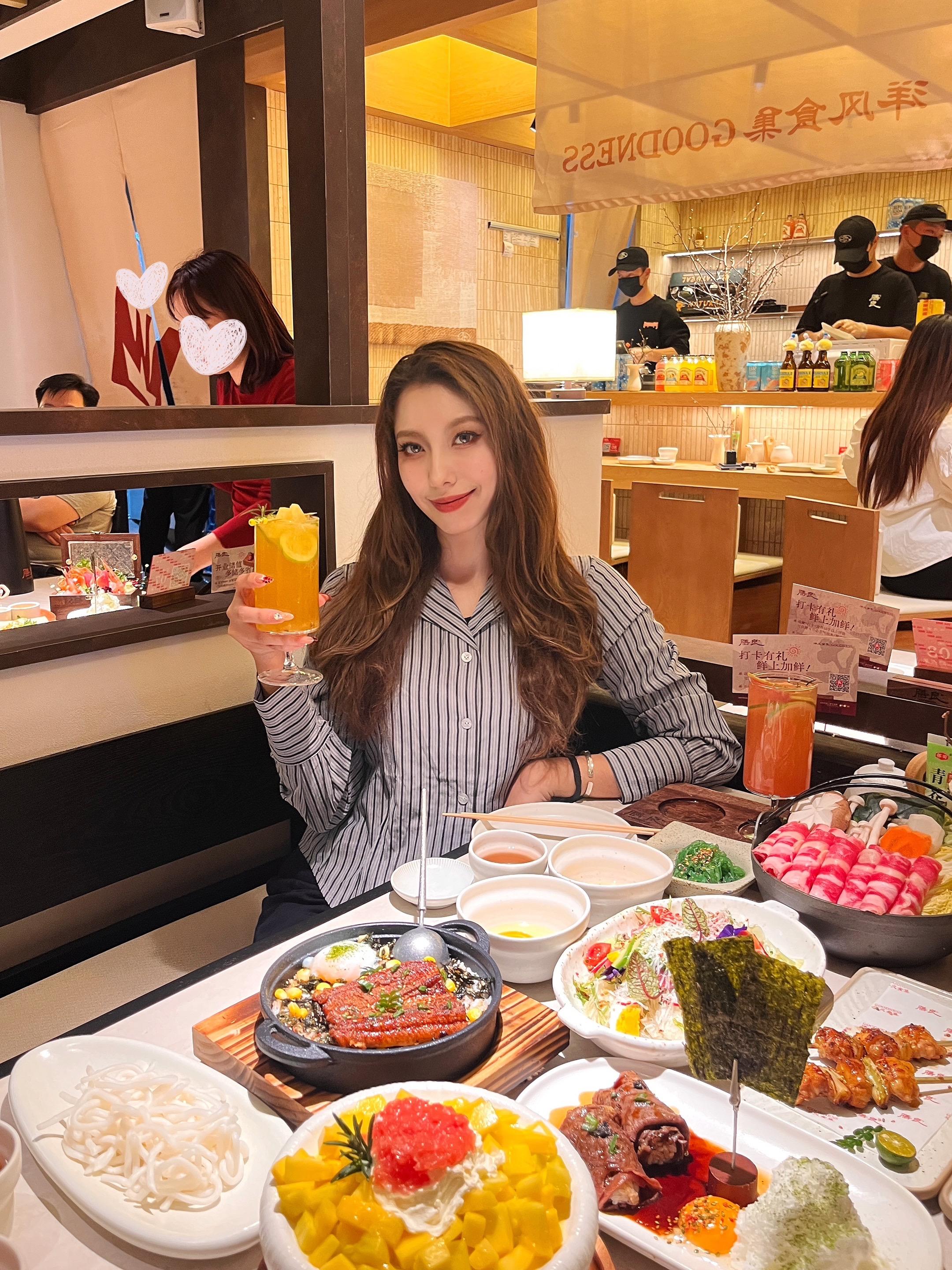 乌鲁木齐CCMALL日料店也太会了吧😍。