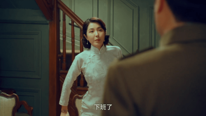 于和伟魏晨不是在卷就是在演 白天是师母眼中的准时下班组，夜晚变身书房里的疯狂加班
