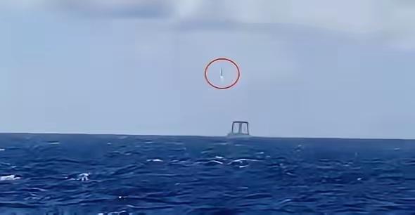 马斯克这回恐怕是真的笑不出来了！

就在昨天，中国航天在海南文昌打出一套王炸，没