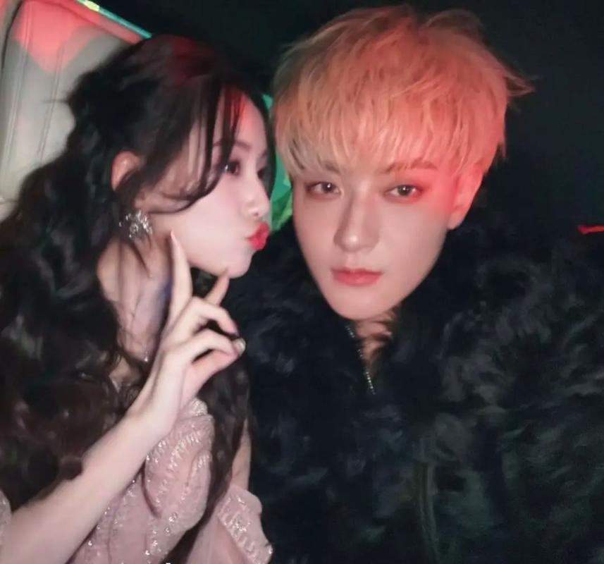面对网友对徐艺洋舞台上摇头晃脑的争议，黄子韬直接发博怼恶评，说这就是她的舞台风格