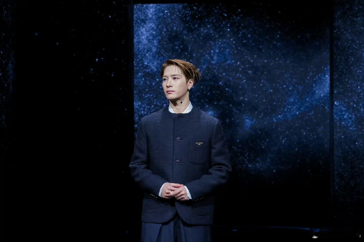 这个阵容内娱好久不见  谁懂啊！追微博之夜全程疯狂截图📸手机内存告急也心甘情愿