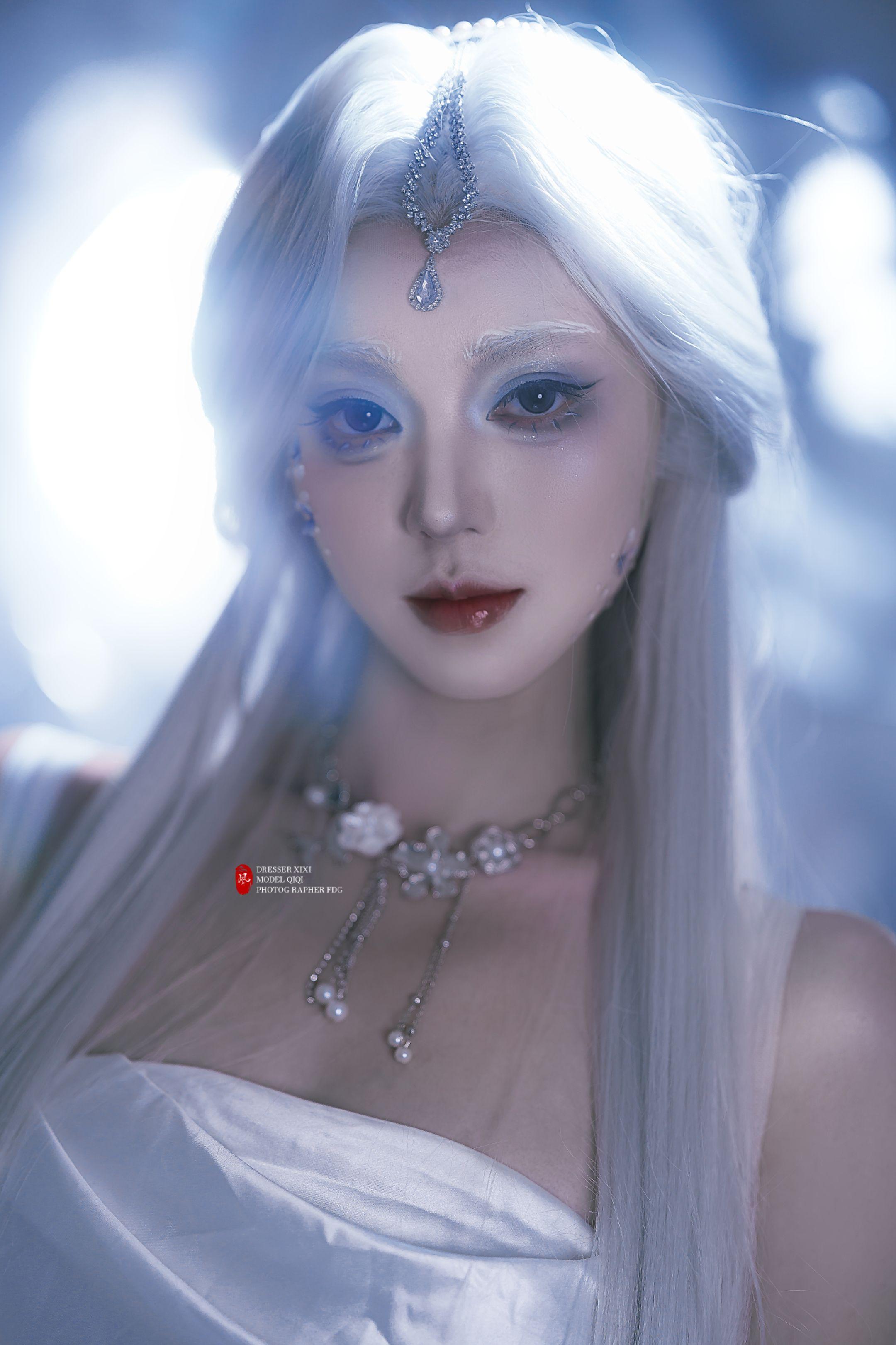 救命！这组「银发冷神」直接杀疯全网！