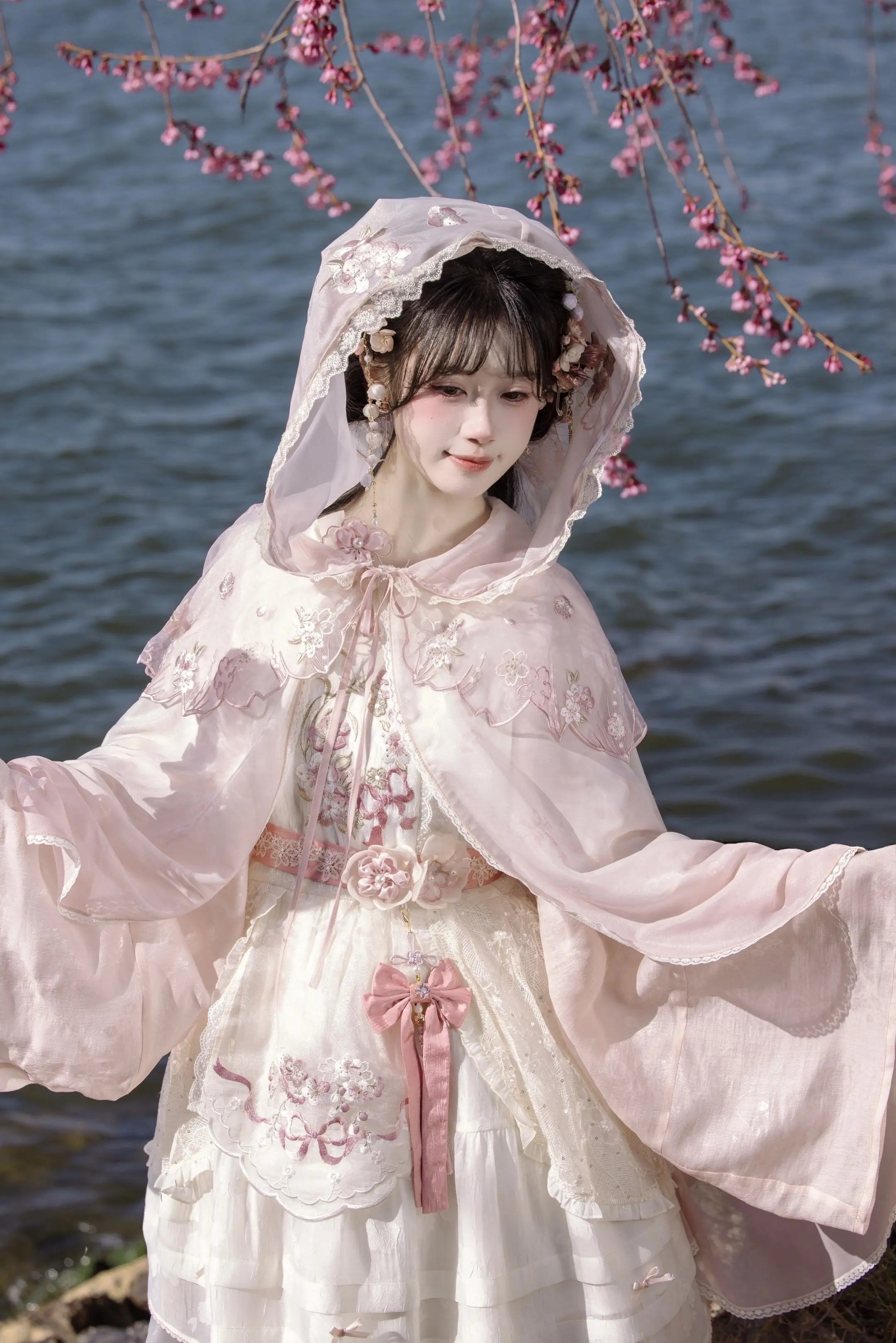 春天说欢迎光临。