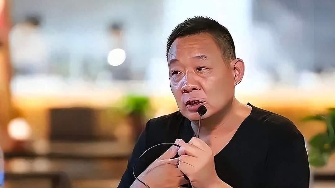 胖东来宁愿不挣钱，也要关店，整治漫天涨价的无良房东，不得不说，于东来真是大格局、