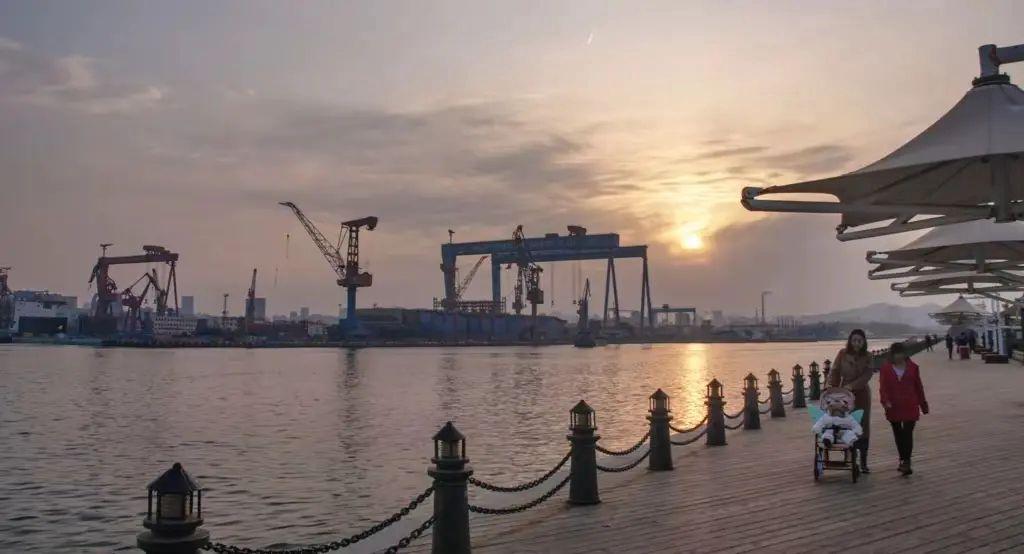 海滨城市 带你去看海 纪录美好生活 最美日落 落日余晖映晚霞一抹夕阳美如画