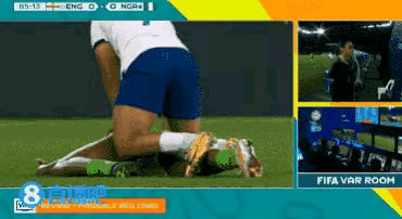8月7日，女足世界杯英国--尼日利亚1/8淘汰赛中，英国队7号詹姆斯故意踩踏倒地