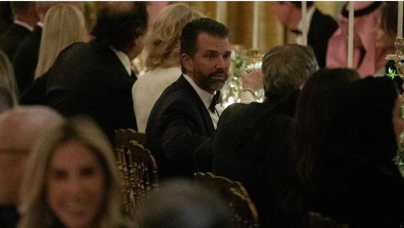 特朗普长子：美国公众不把乌克兰视为优先事项
美国总统唐纳德·特朗普的长子小唐纳德