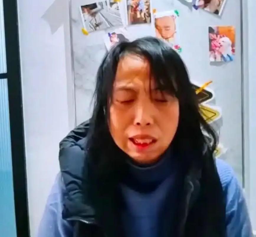 江西景德镇一家三口灭门惨案终于等来了开庭。
仅仅因与女友吵架，男子就驾车在市区超