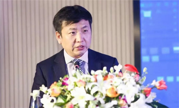 【A股史上最大规模！长鑫董事长自掏7.68亿股折合162亿元激励员工】长鑫董事长