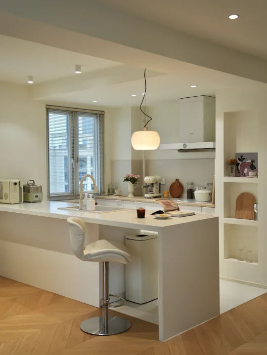 7㎡空间，是厨房也是咖啡吧