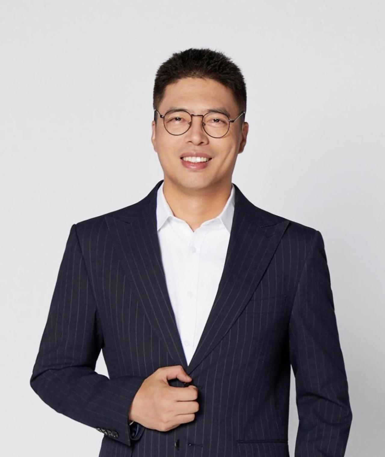 由华为乾崑与东风汽车集团联合打造的全新汽车品牌奕境汽车正式公布其核心管理团队：汪