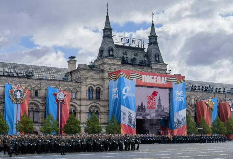 俄罗斯胜利日阅兵进入倒计时，俄乌对峙氛围持续升温，阅兵能否顺利进行成为焦点。

