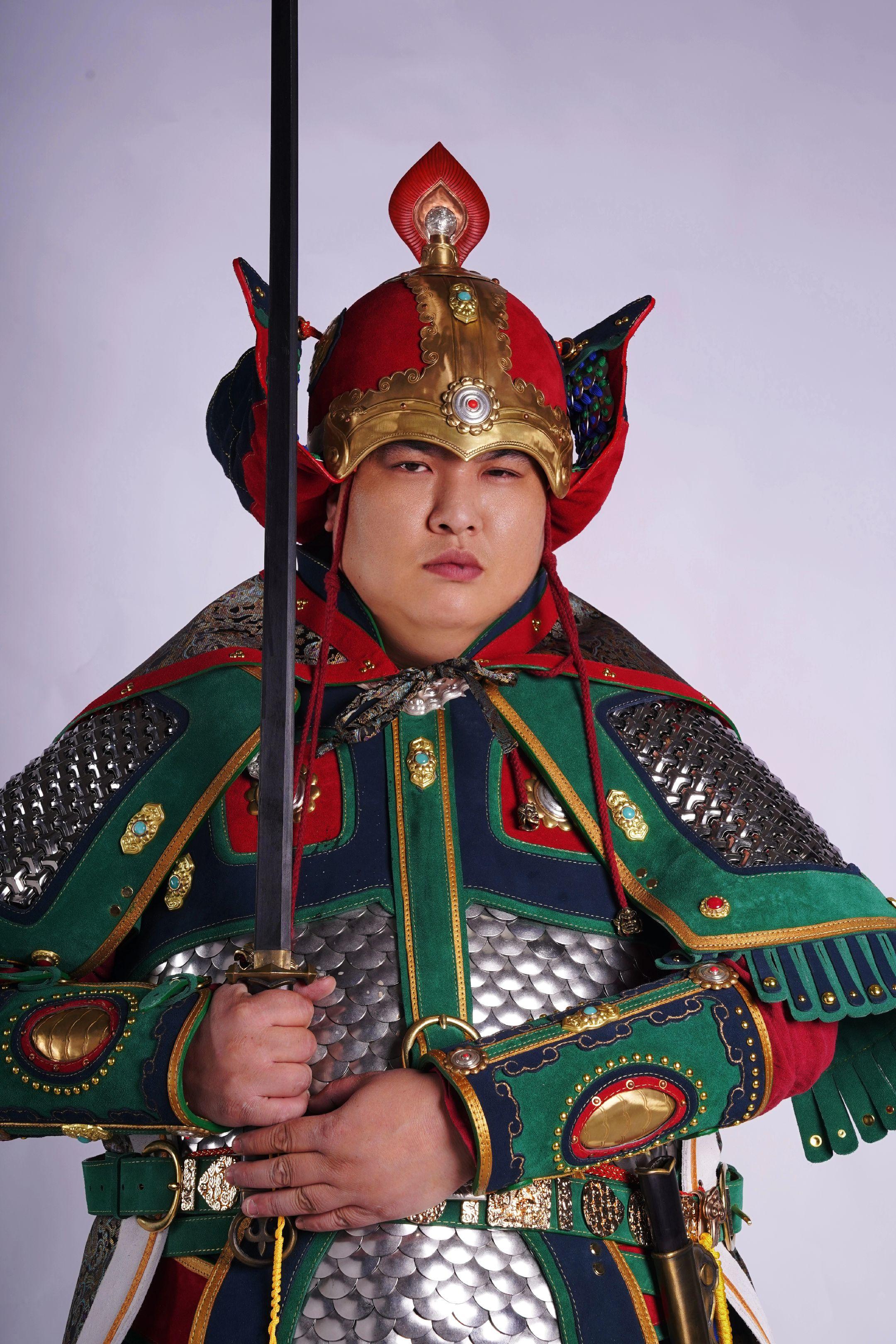仿五代王处直墓凤鸟天王甲。参考 镇馆之宝，五代海归天王王处直墓凤鸟武士...