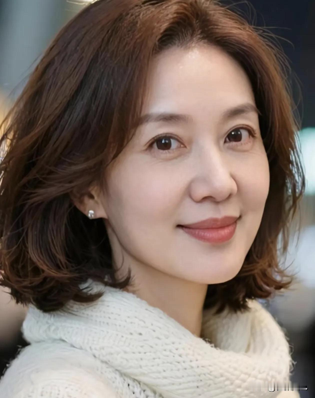 夫妻定律，丈夫总让着老婆这个家必败，老婆迁就着老公这个家越旺，蠢女人才跟老公计较