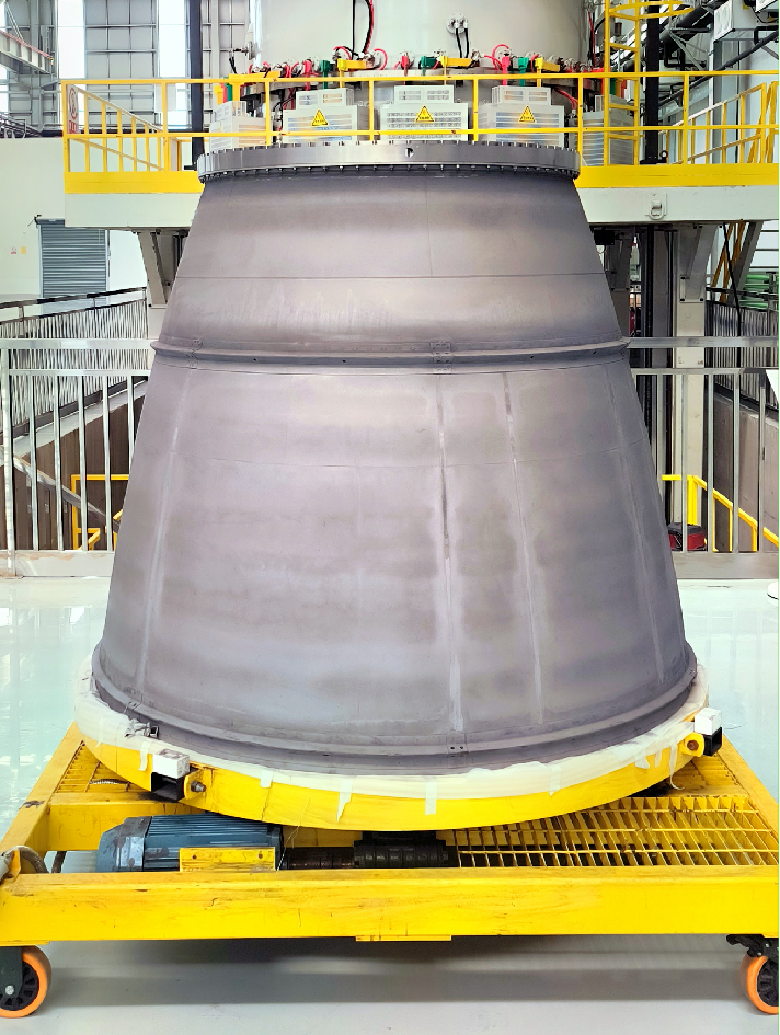 【国内最大铌合金喷管试车成功  迎接朱雀火箭飞行】近日，蓝箭航天在湖州热试中心成