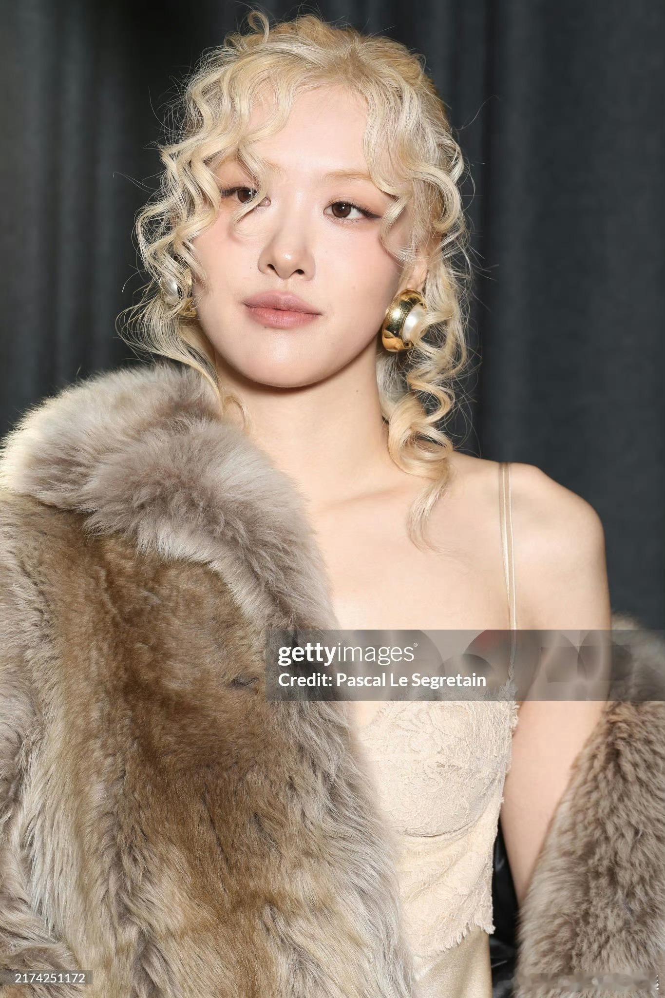 #g社拍的朴彩英车银优##朴彩英车银优g社生图#朴彩英车银优g社生图，男帅女美，