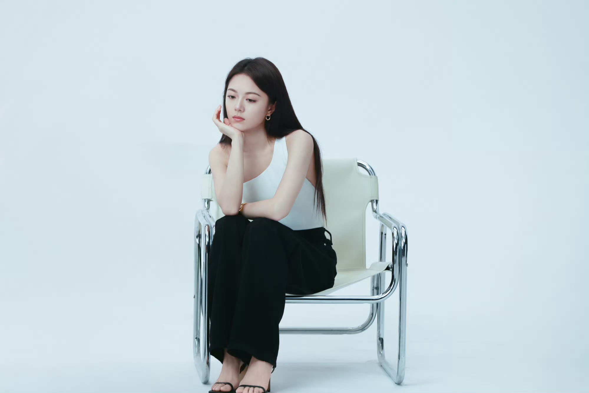 赵今麦 ​​​