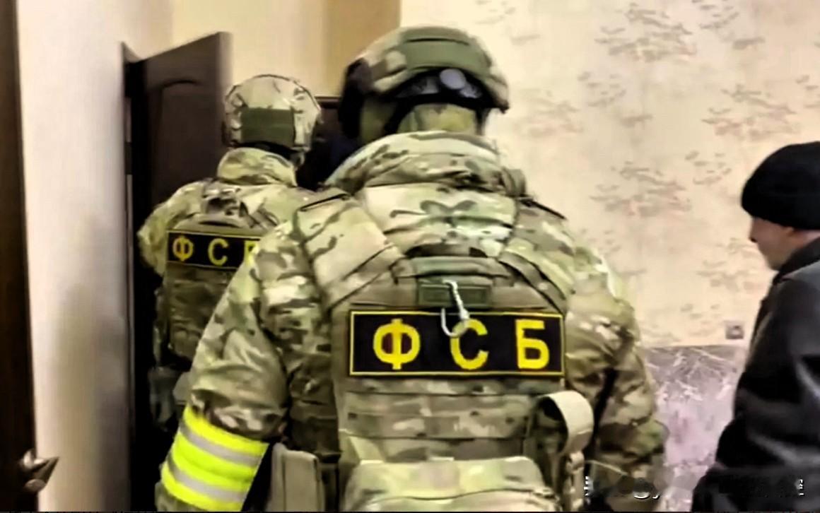 【FSB在克里米亚挫败一起暗杀图谋】
    根据克里米亚共和国首府辛菲罗波尔居