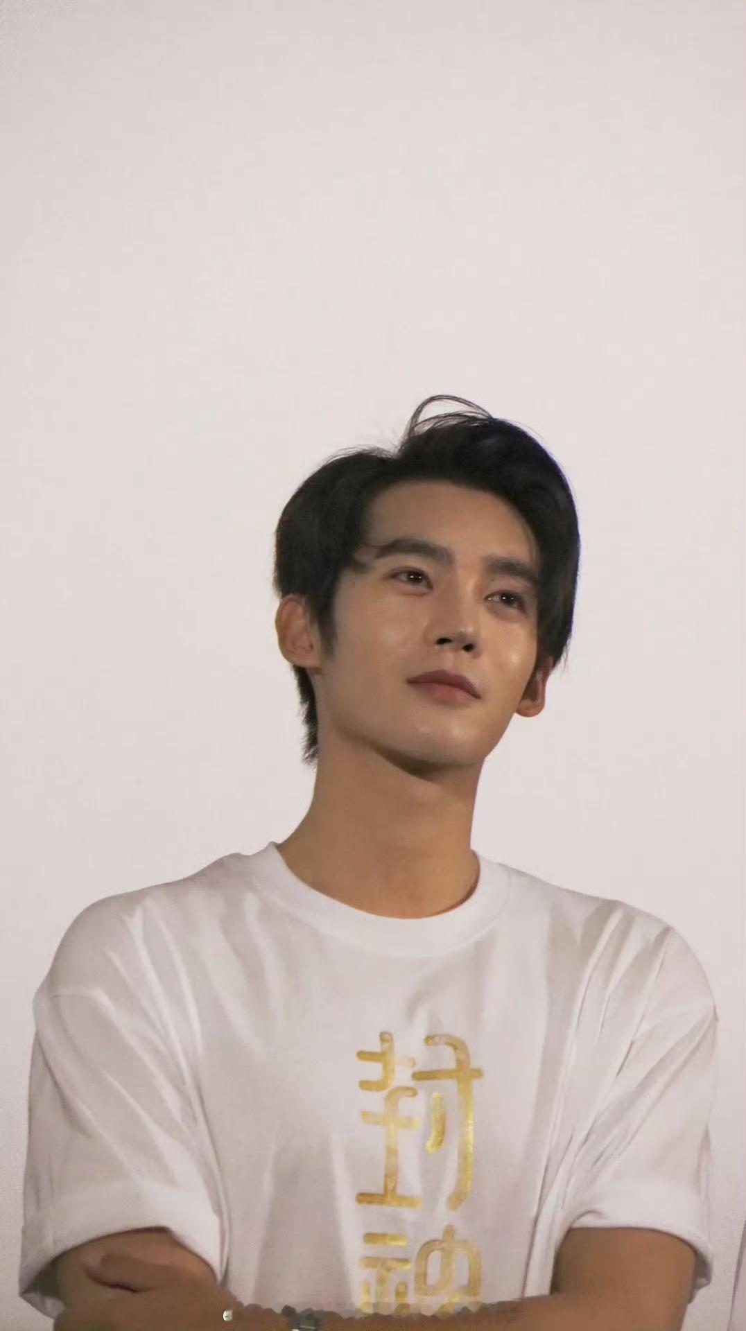 于适yosh 每天都在感慨 完全是仙子来的于适适诗2026巡回演唱会