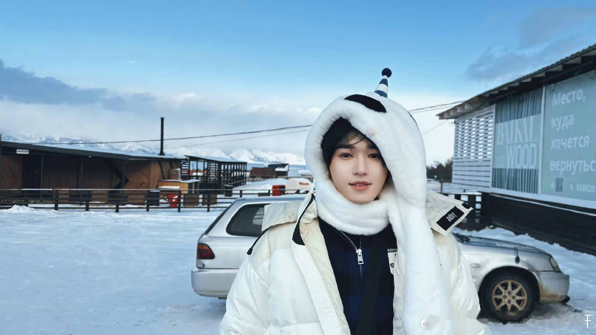 宋亚轩俄罗斯游客照宋亚轩帽子也可以一九分 宋亚轩帽子也可以一九分！ 