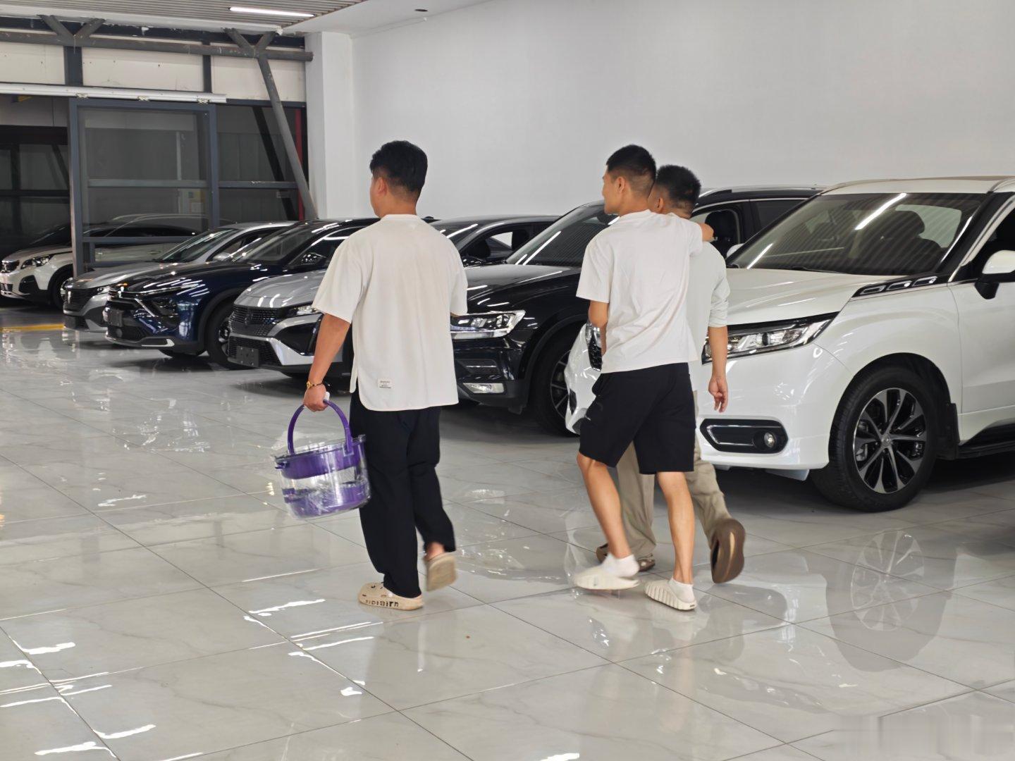 钓鱼真的有这么大的瘾吗？现在麻将也不打了 就钓鱼 库库钓 武汉