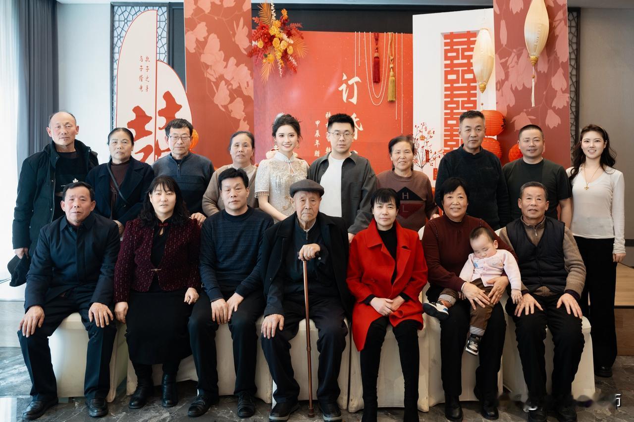 人生最大财富是，家人平安健康，无灾无病，一大家和和睦睦，一家人相互包容，相互理解