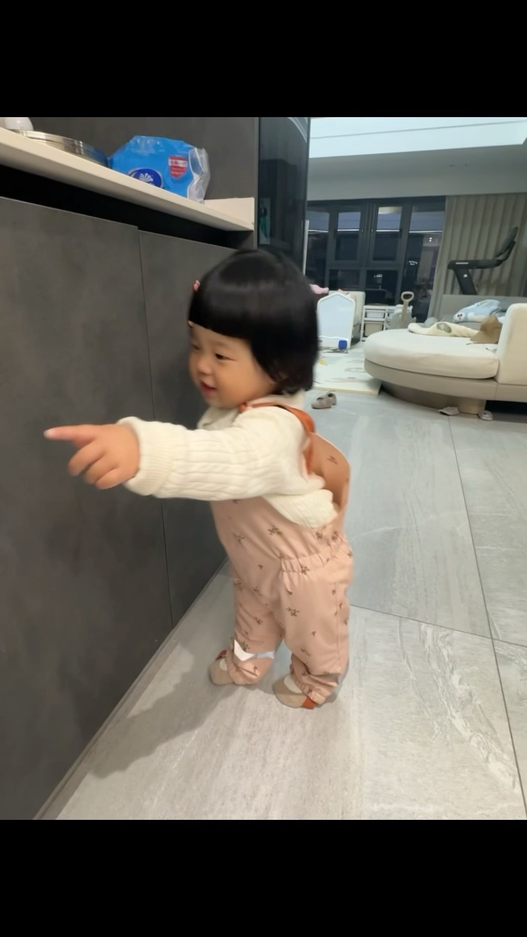 养娃日记 《榴莲初体验》《有其父必有其女》 