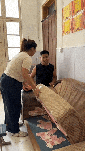 这位小哥哥是个聪明人，
舍弃少的，保住多的。