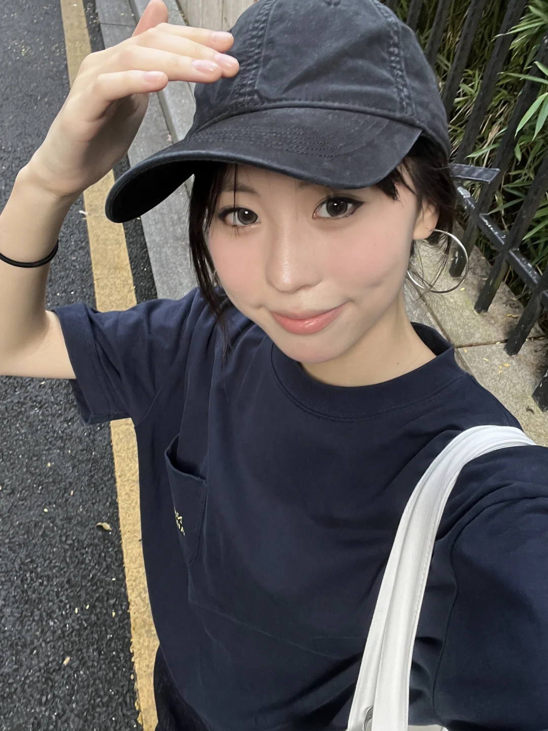 低饱和滤镜 高角度拍照 Livephoto 角度越奇怪拍照越好看 仰拍...