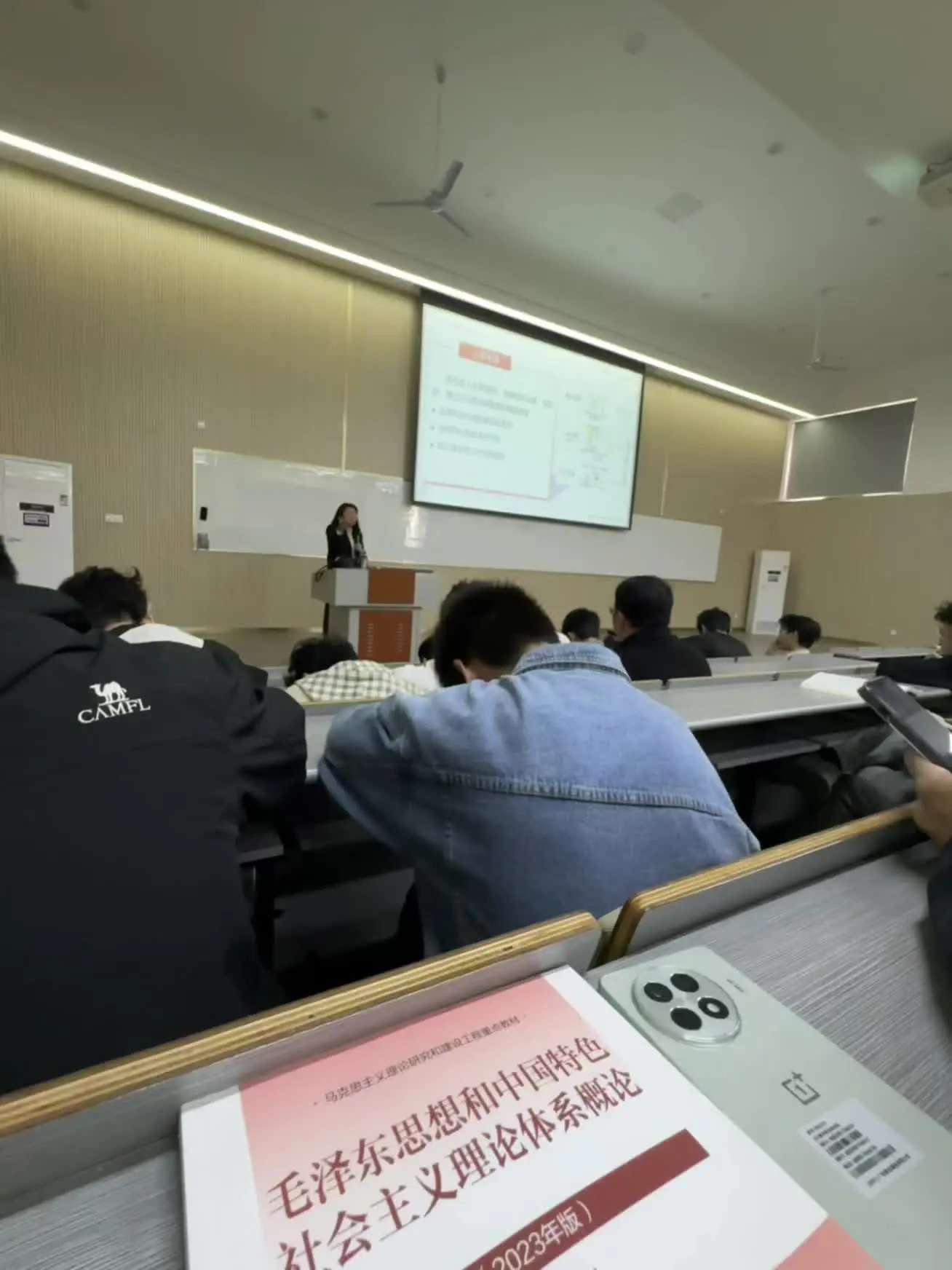 大学只有在高中时候才是最想上的.