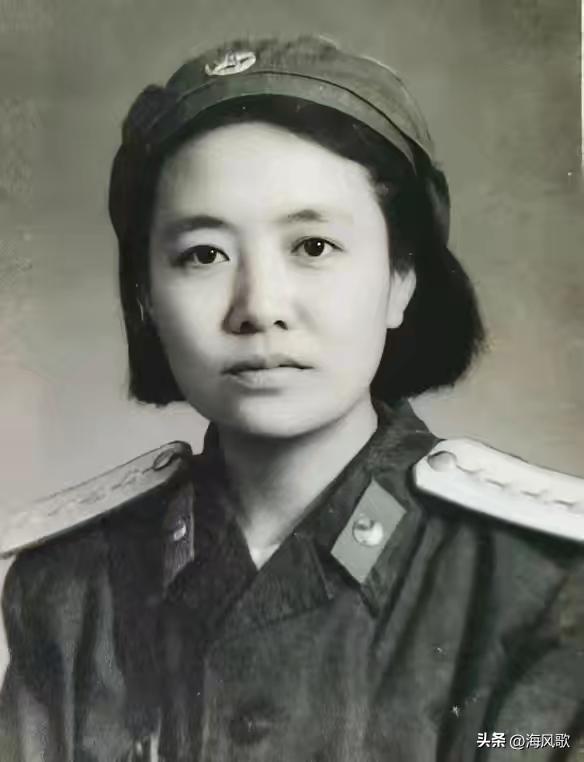 百岁新四军女军医何娴轩，开国大尉军衔。她一生未婚，将省吃俭用攒下的全部积蓄，设立