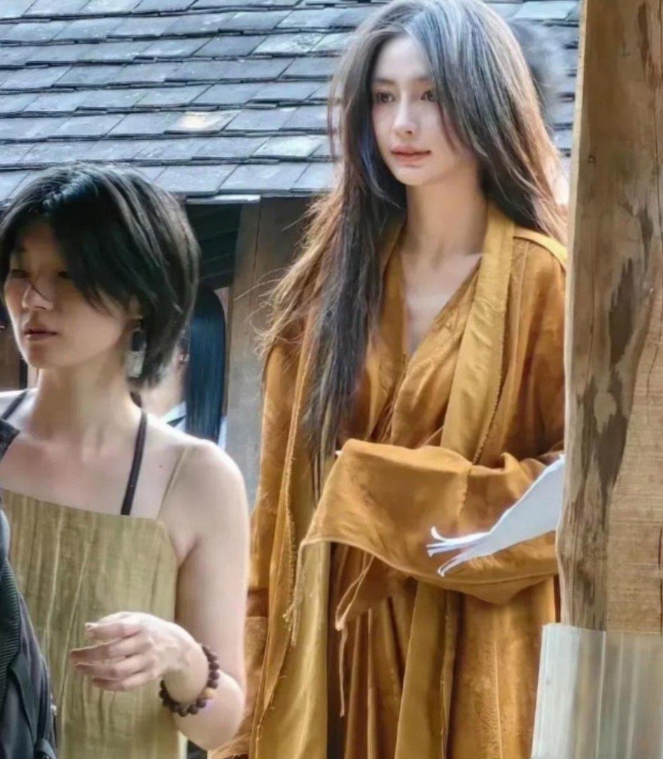 杨颖这个装扮，好像贵妃 ​​​