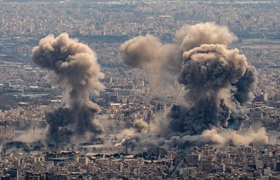 重磅突发！美伊全面停火，中东战局一夜反转，背后全是算计

当地时间 4 月 8 