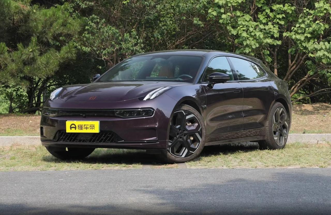 如果你正在20万出头的预算里找一台又帅又能打的纯电车，那二手ZEEKR 001大