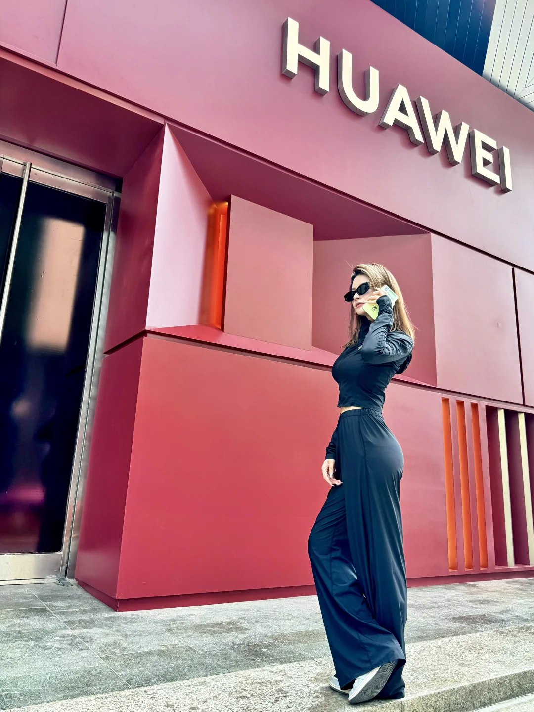 喂喂喂深圳人嘛？发现🌹HUAWEI降落春笋！！！