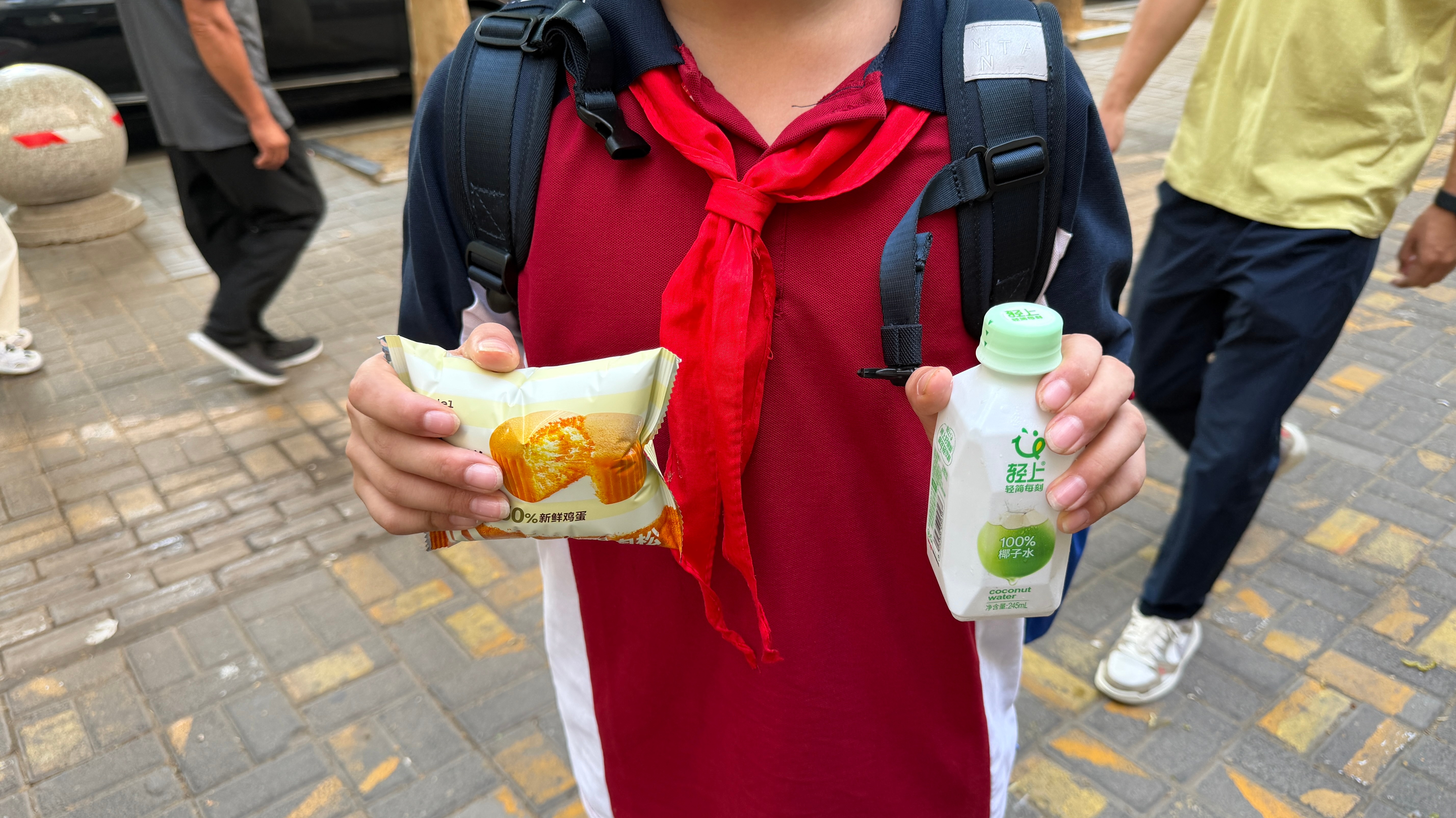 收到学生送的早餐