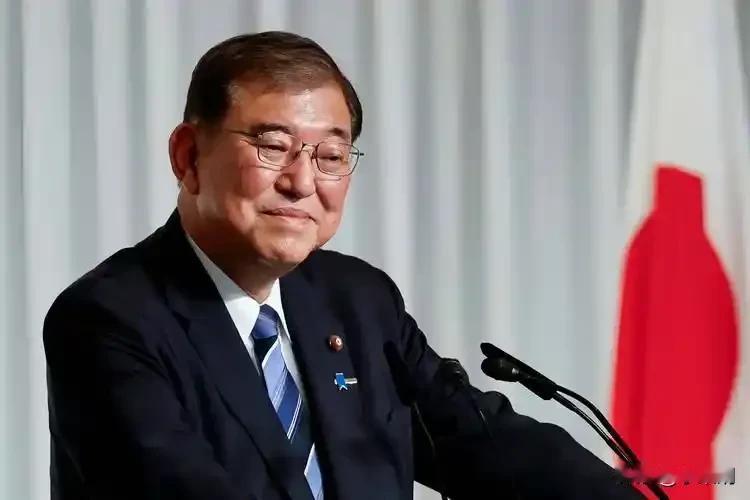 就在刚刚
菲律宾与日本共同宣布了！
8月12日，菲律宾与日本共同宣布军事协议于9