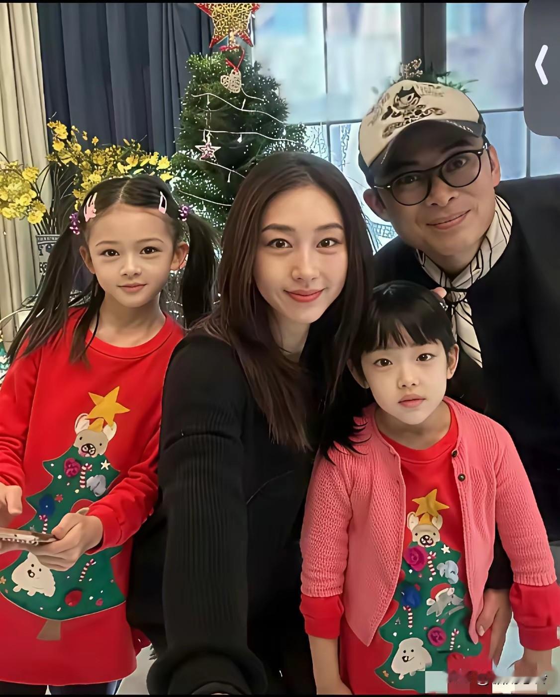 潘绍煌（攀少皇）的家庭真让人羡慕啊。他老婆颜值超高，气质出众，一看就是那种温柔又