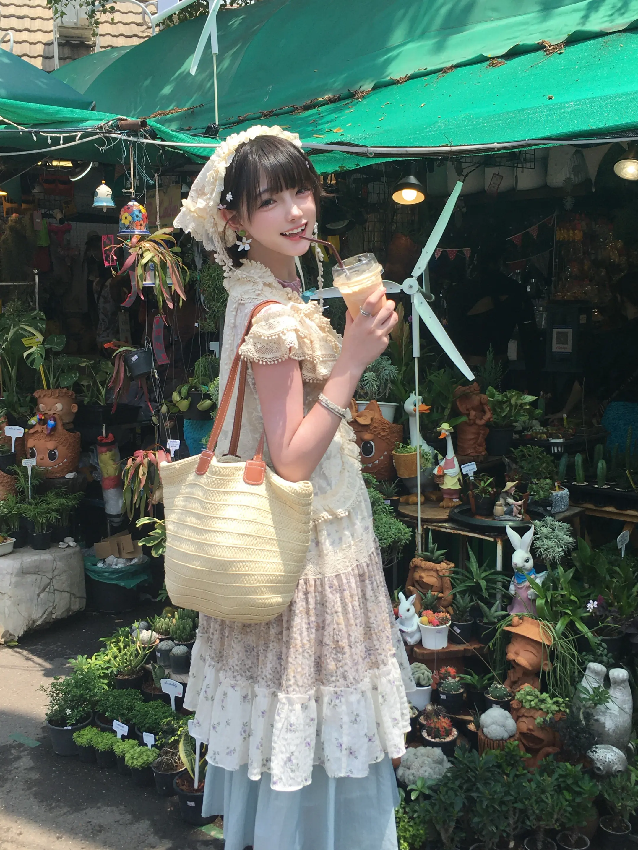 好奇妙 我们居然真的一起在曼谷街头散步
