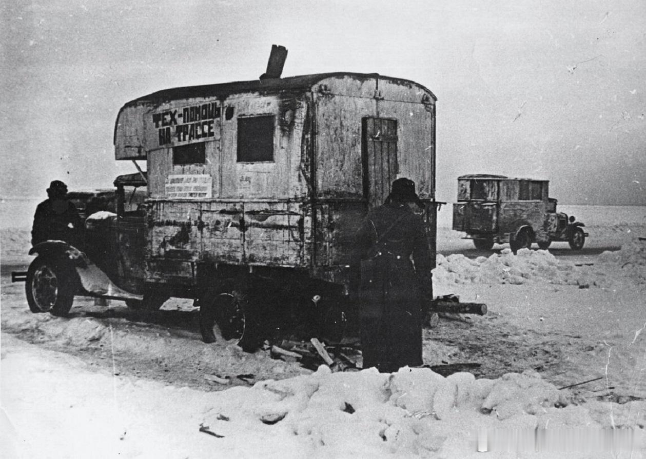 1941年12月-1942年3月拉多加湖上采用ГАЗ-АА底盘的ПМ-3 А型汽